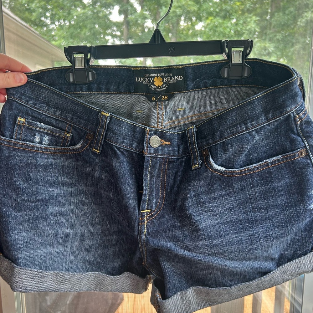 Lucky Brand Dark Blue Jeans